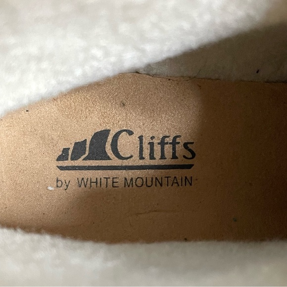 Cliffs By White Mountain Black Suede Sherpa Lined Hiking Gorpcore Boots - Picture 9 of 15